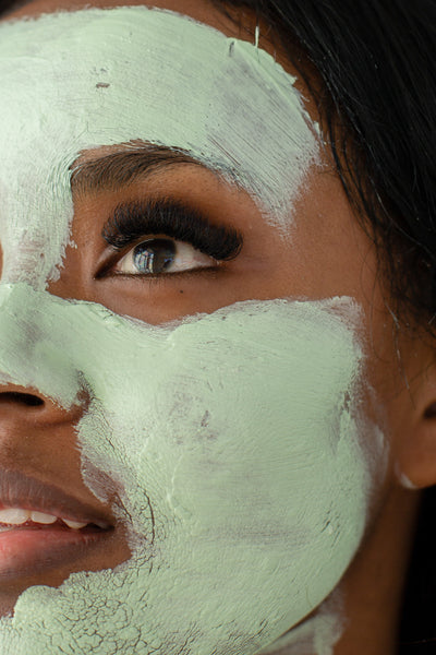 Creating a Cozy Skincare Routine for Fall Evenings